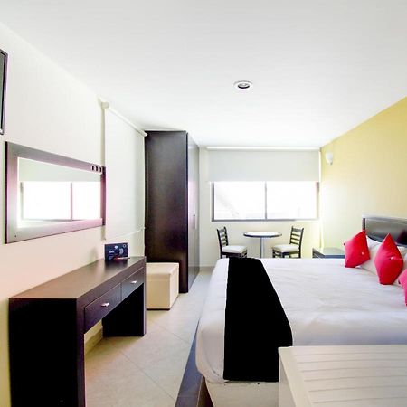 Hotel Escala Puebla Centro Bagian luar foto