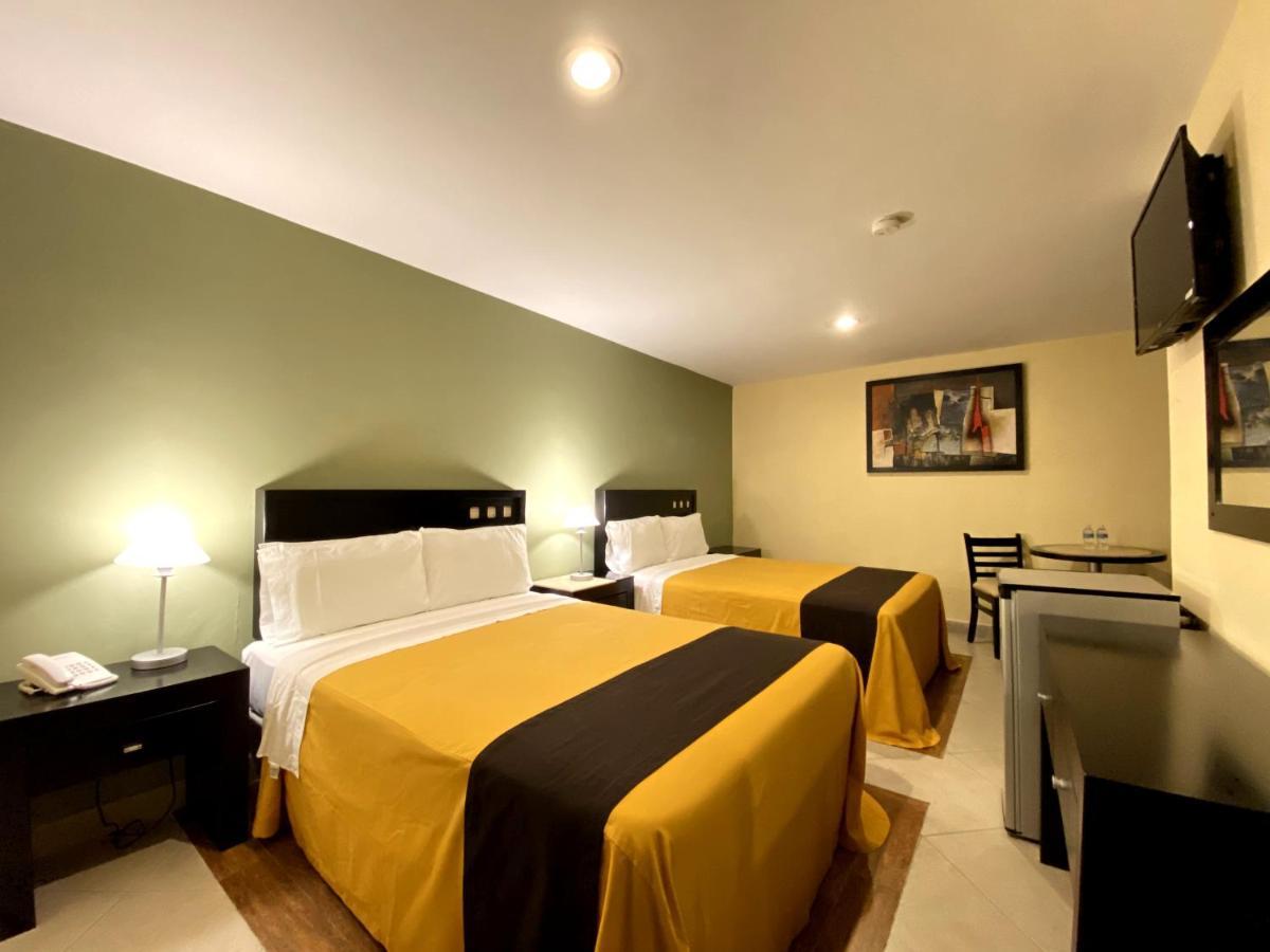 Hotel Escala Puebla Centro Bagian luar foto