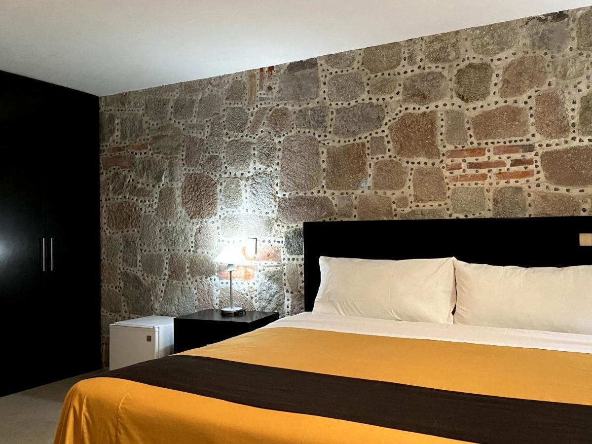 Hotel Escala Puebla Centro Bagian luar foto