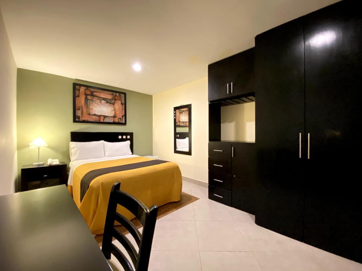 Hotel Escala Puebla Centro Bagian luar foto