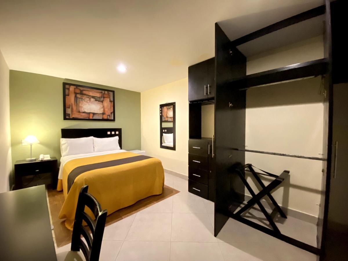 Hotel Escala Puebla Centro Bagian luar foto