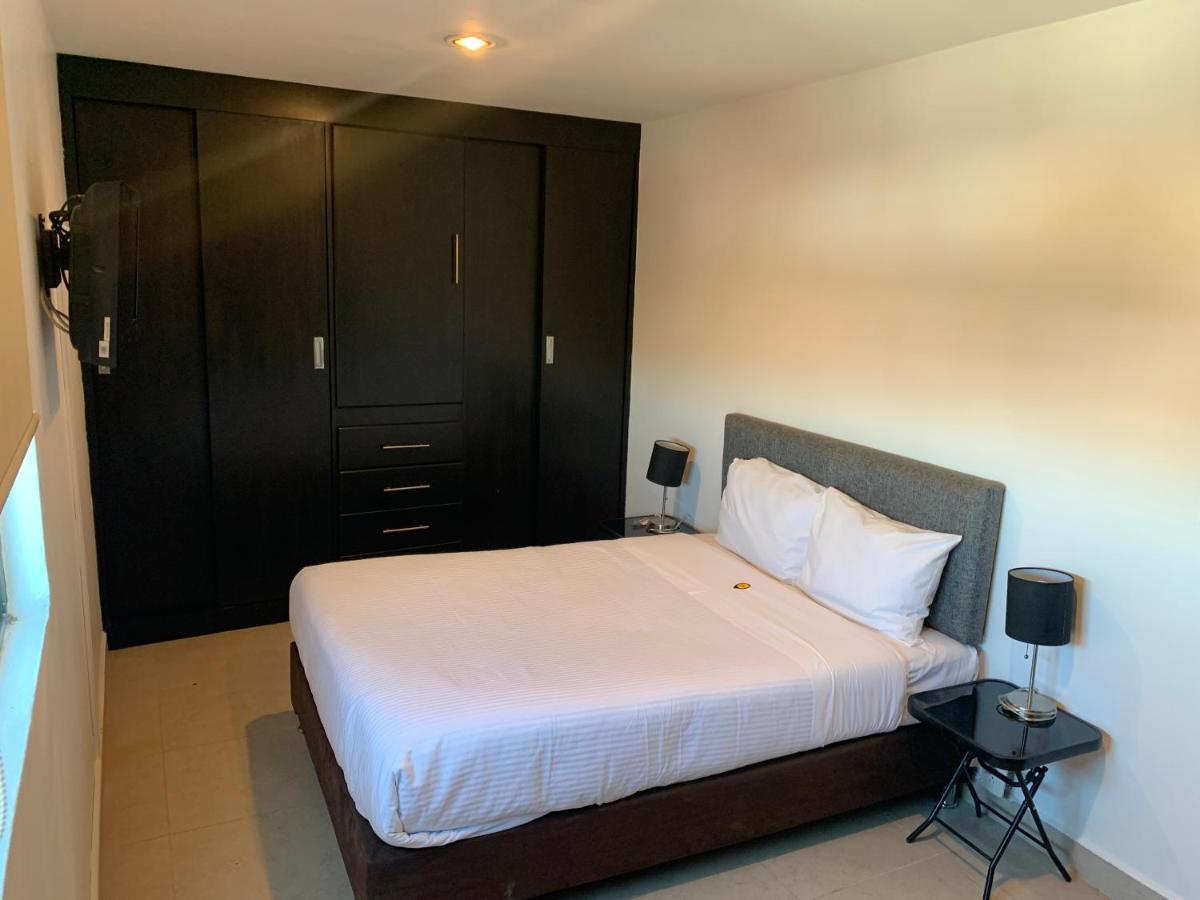 Hotel Escala Puebla Centro Bagian luar foto