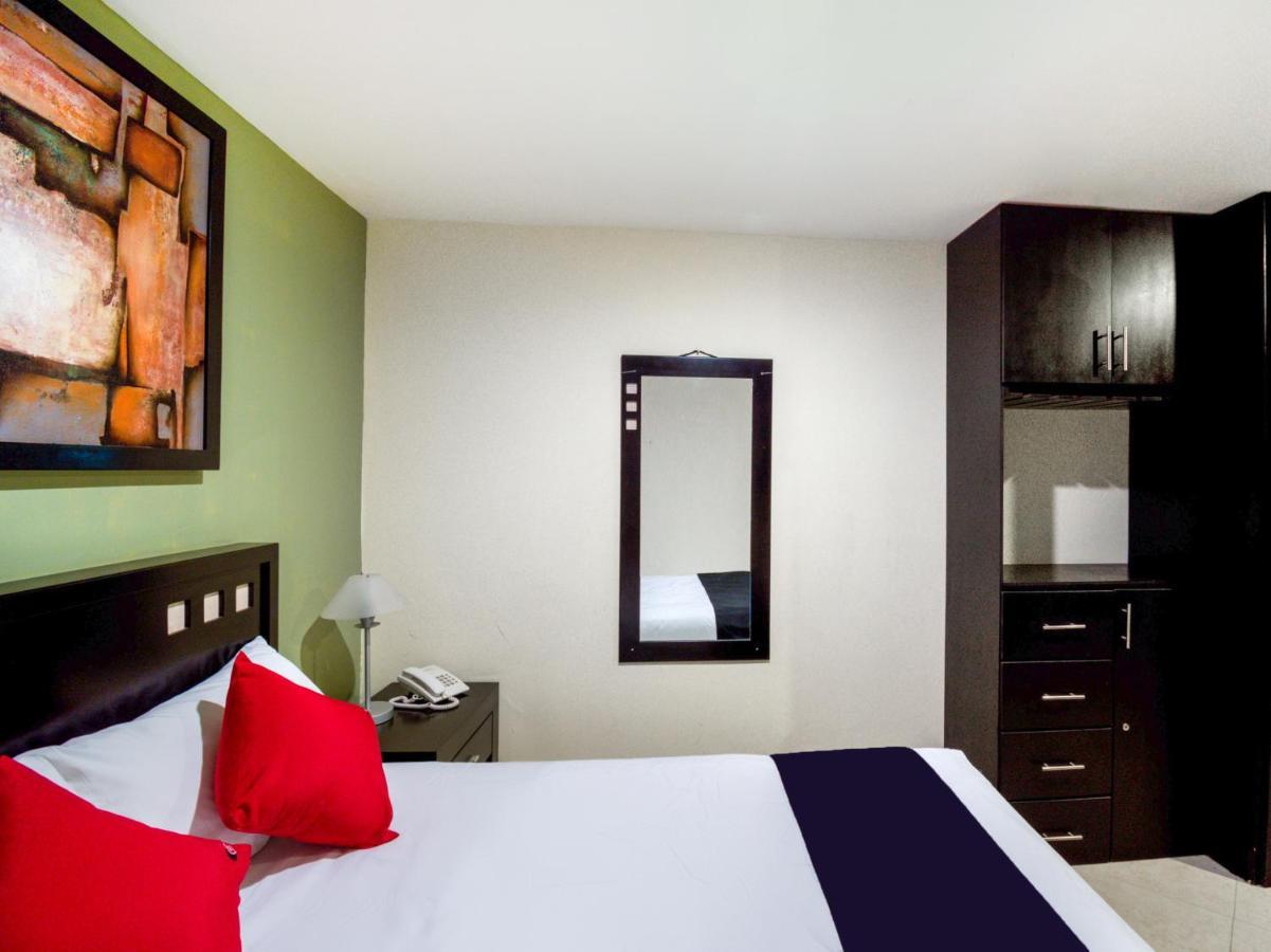 Hotel Escala Puebla Centro Bagian luar foto