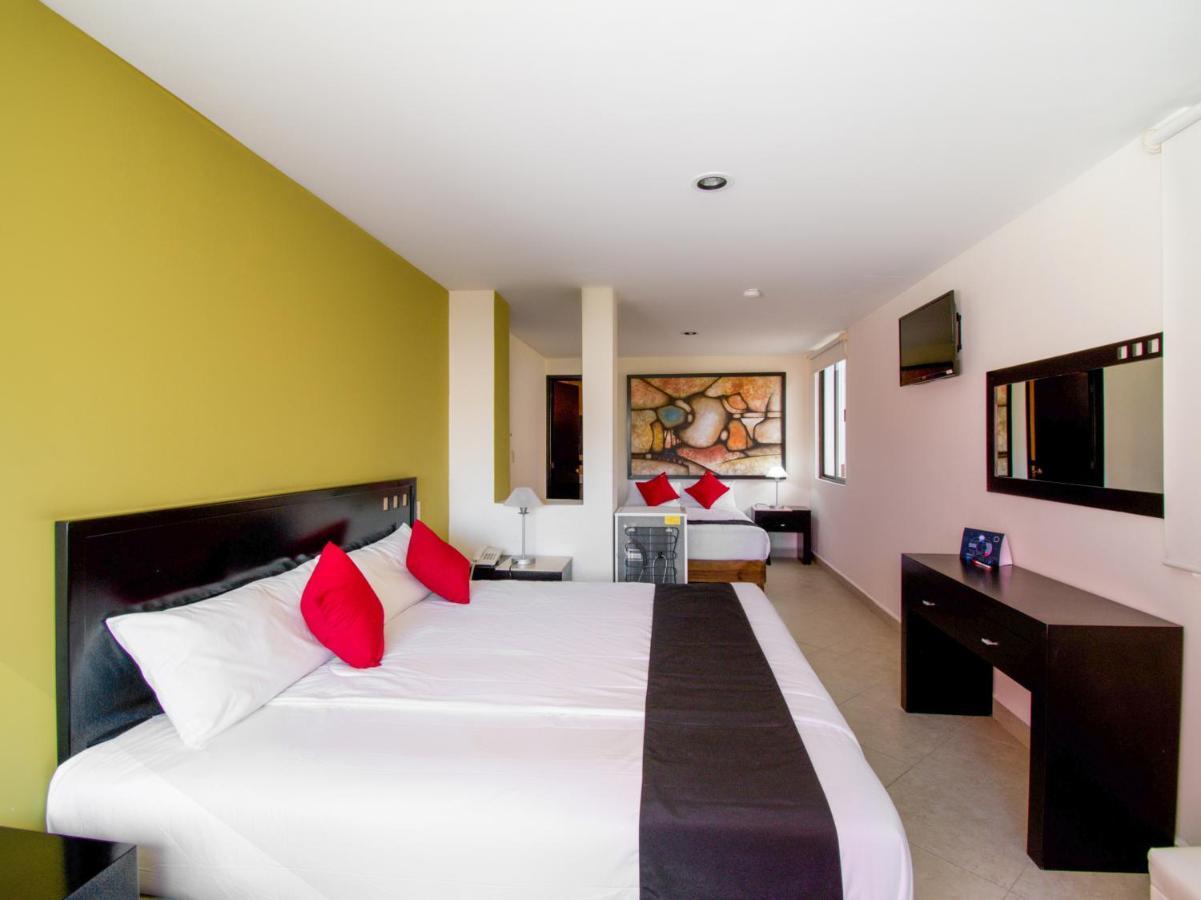 Hotel Escala Puebla Centro Bagian luar foto